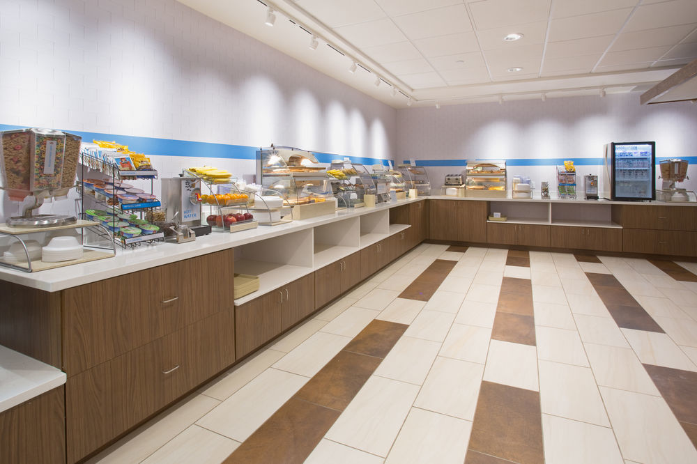 Holiday Inn Express & Suites - Marietta By Ihg Екстер'єр фото